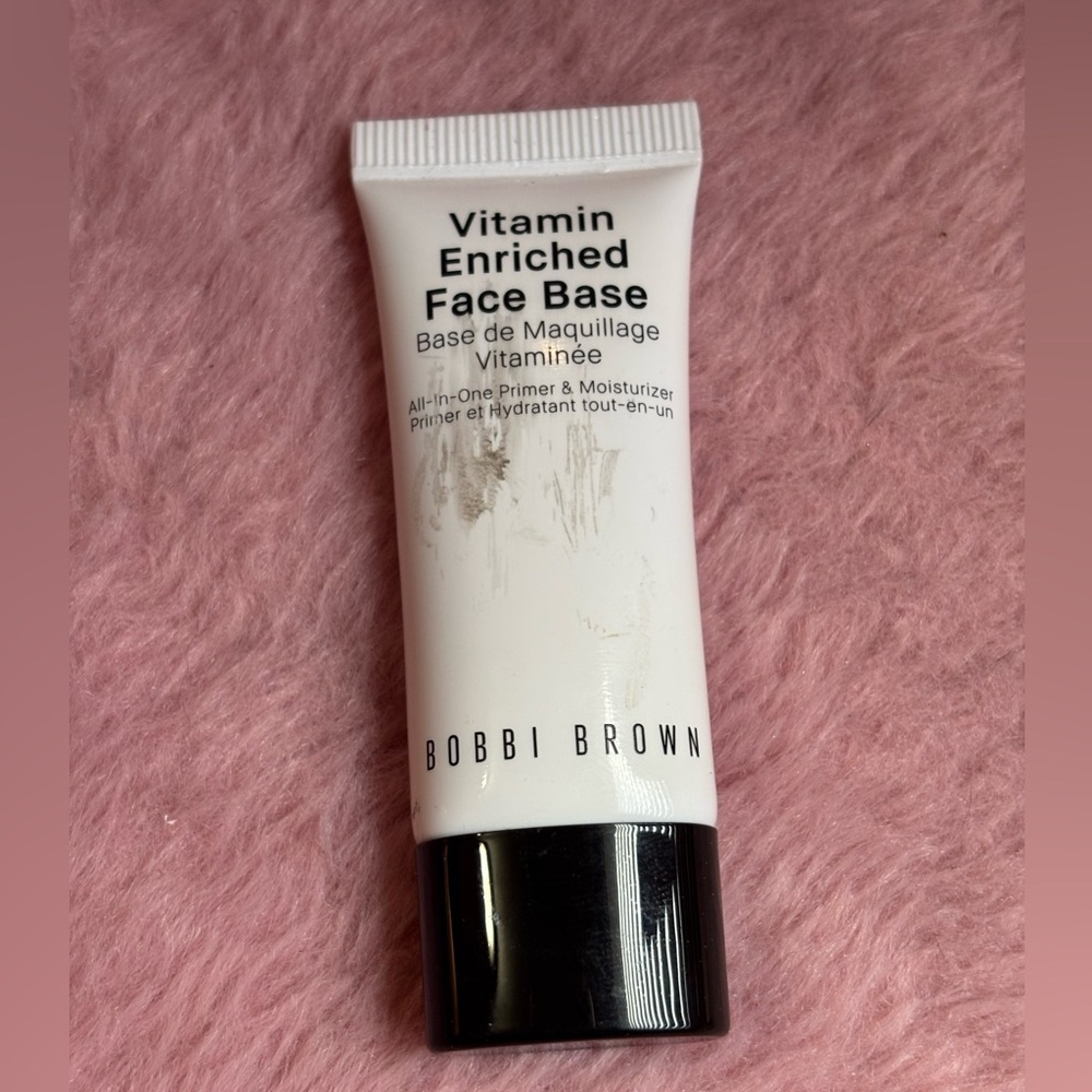 Bobbi Brown Vitamin Enriched Face Base